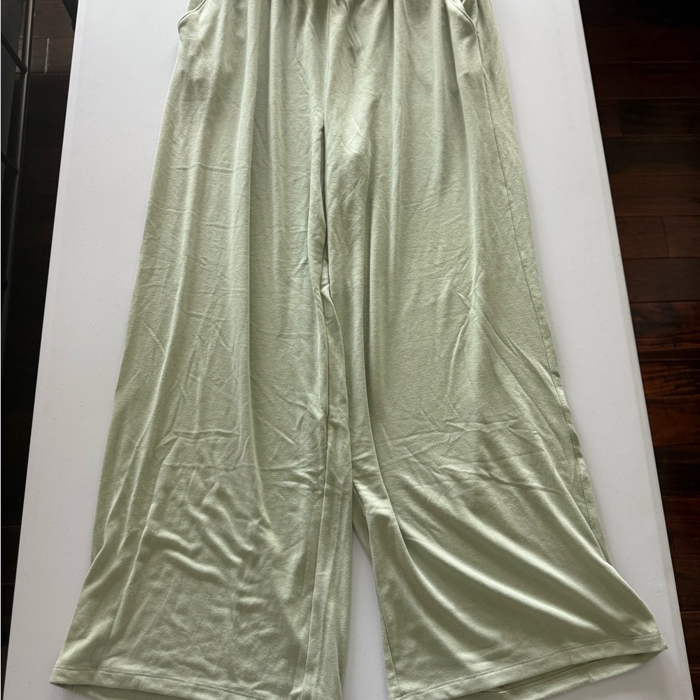 Abercrombie & Fitch Light Green Wide Leg Pants